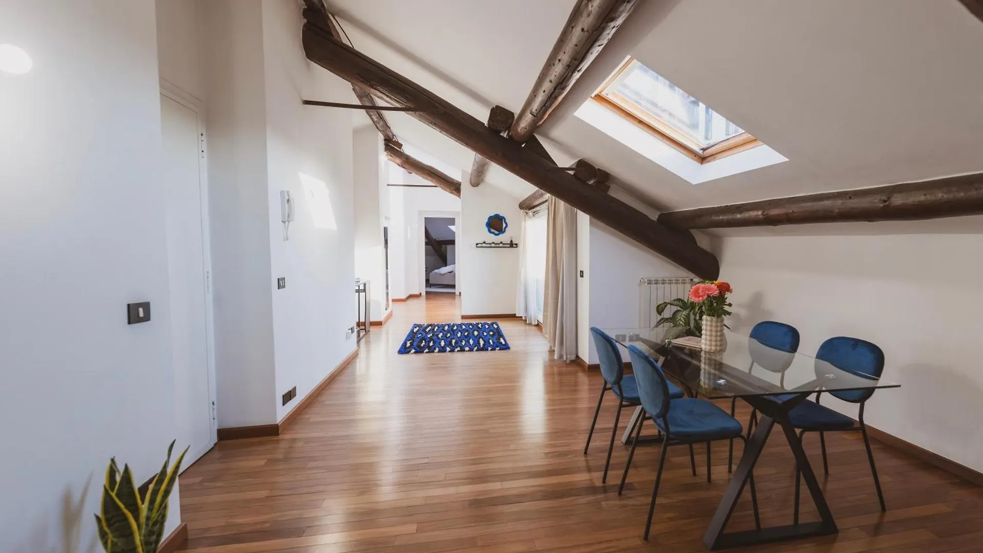 Apartment New Loft Corso Como Milan